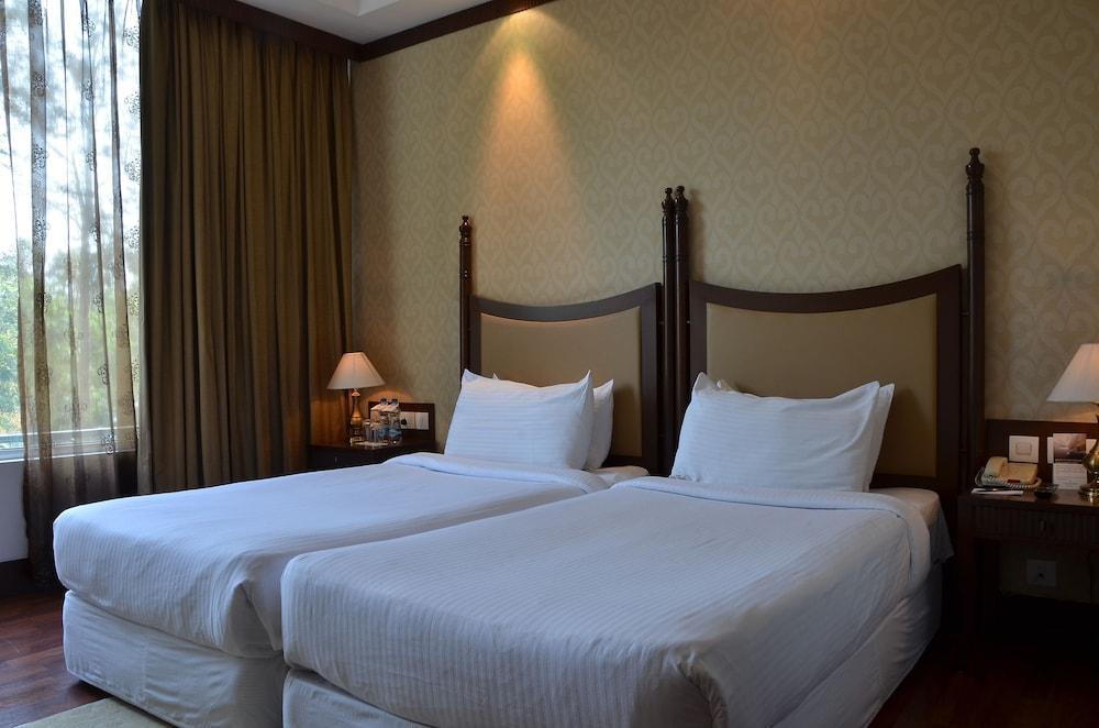Country Inn & Suites By Radisson, Delhi Satbari Нью-Дели Экстерьер фото